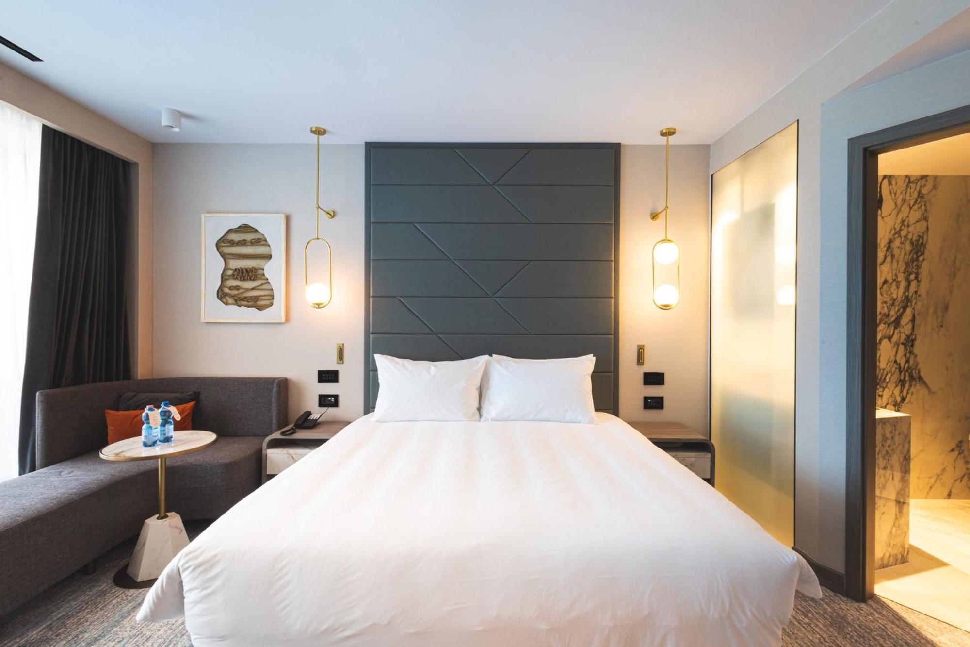 Crowne Plaza Constanta - By Ihg Hotel