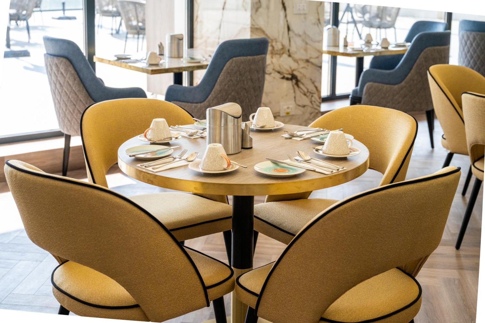 Crowne Plaza Constanta - By Ihg 4*
